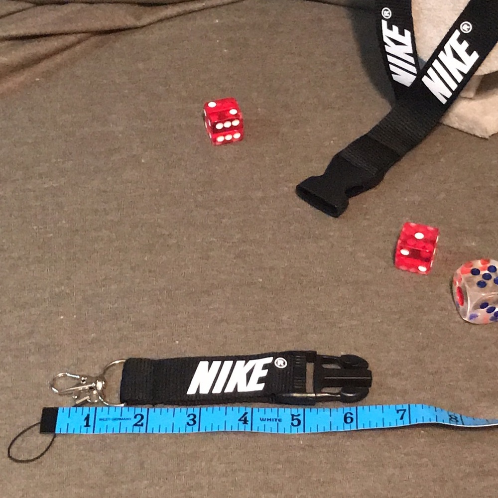 Nike Lanyard Keychain & ID Attachment - Picture 3 of 4